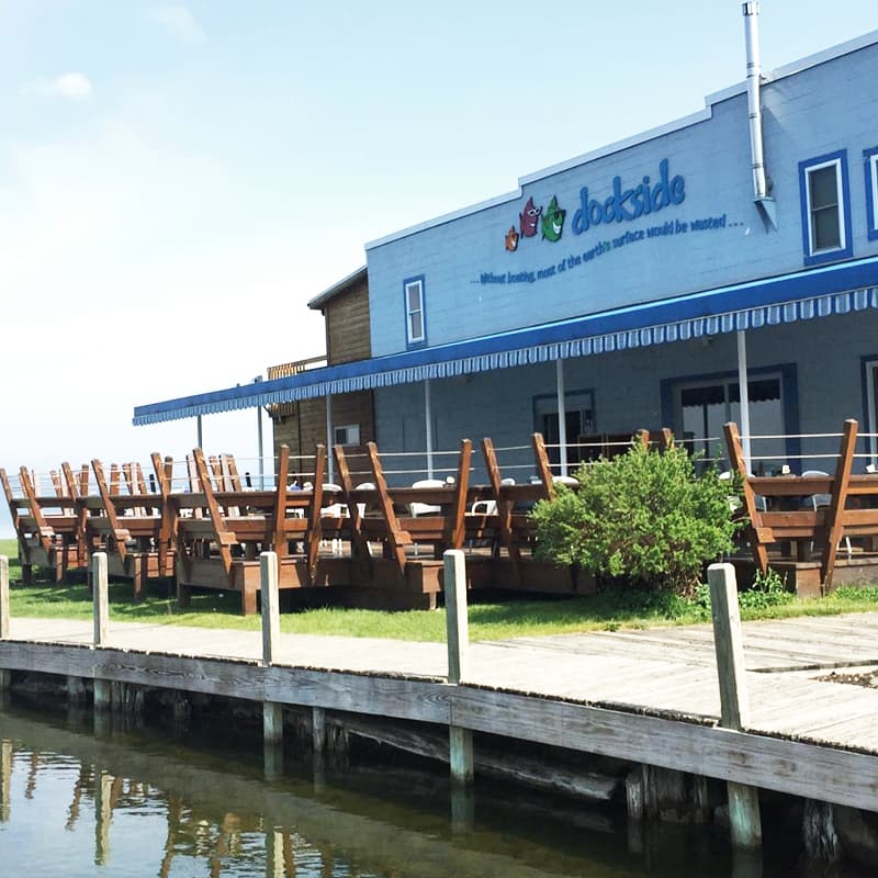 Dockside Bar & Grill