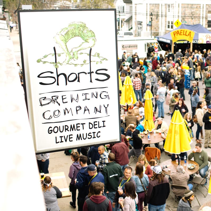Short's Brewing Pub